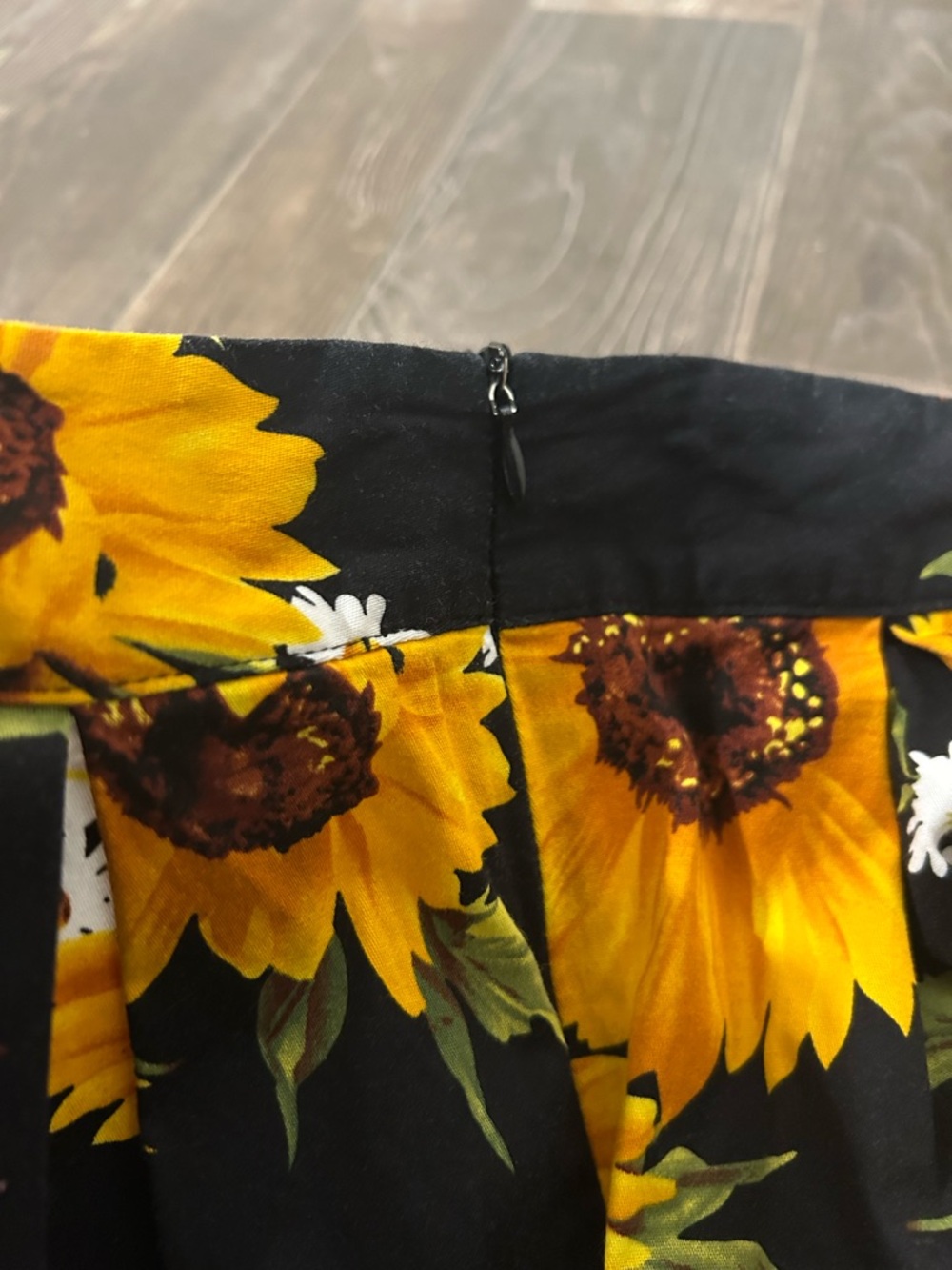 Sunflower-Print Black A-Line Skirt - Picture 3 of 7